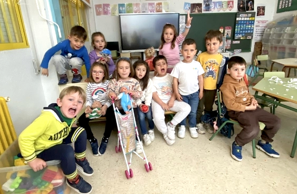 Unos 120 nios y nias participan en la Escuela de Vacaciones de Semana Santa